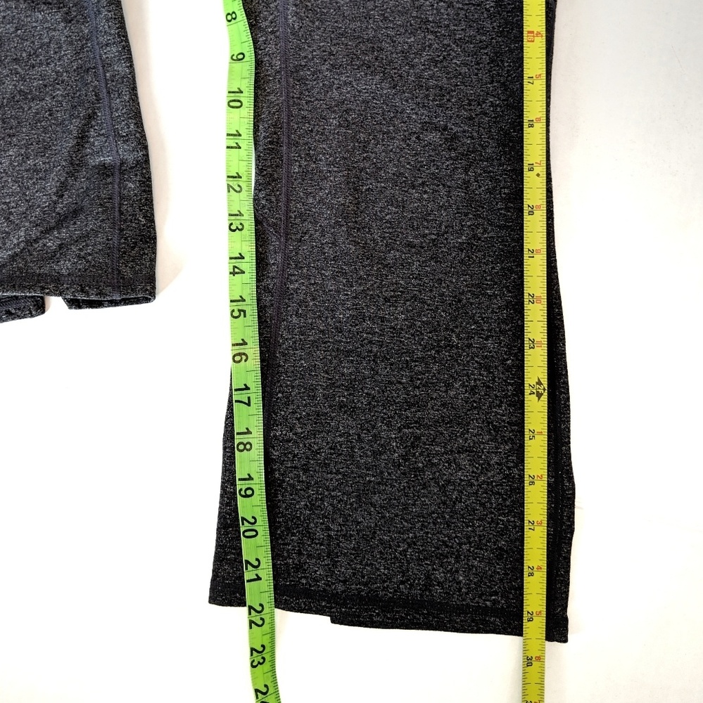 Athleta split Capri yoga - Picture 4 of 4